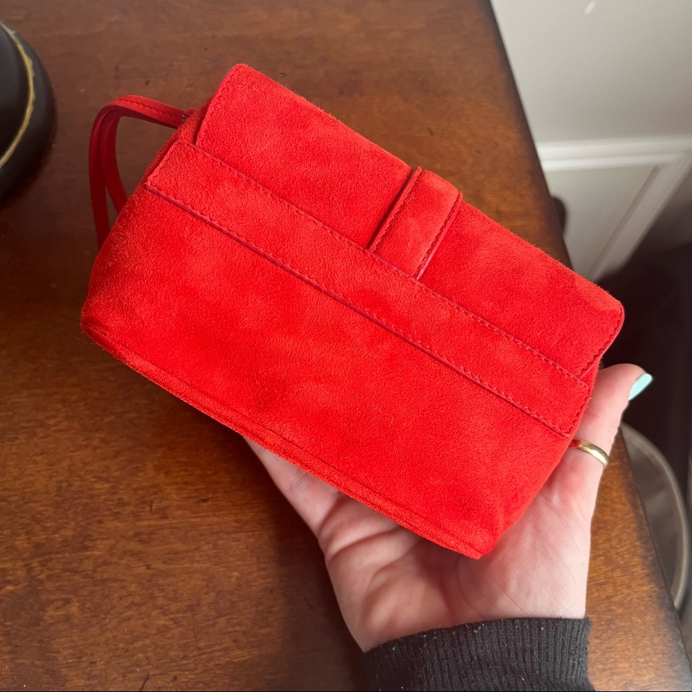 Suede Tres Jolie Pochette in red - Picture 3 of 11